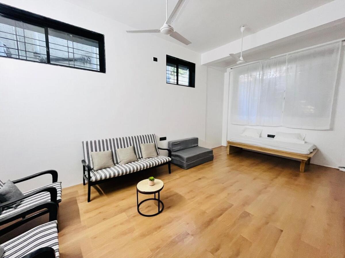 Apartment 2 Bhk Spacious Kothrud Pune