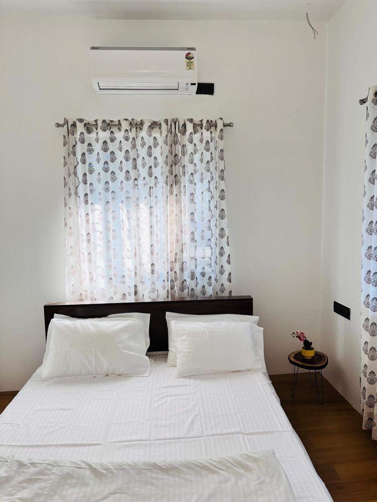2 Bhk Spacious Kothrud * Pune